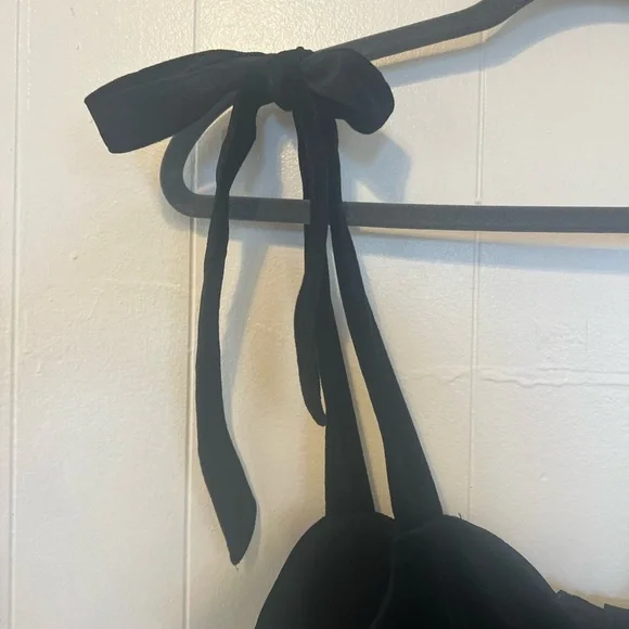 Black & Nude Floral Dress (Size M) NWT - Picture 4 of 7